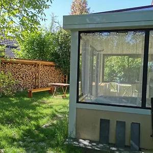 Hébergement de vacances Studio 30 M2 Jardinet 10minutes Annecy, Naves-Parmelan