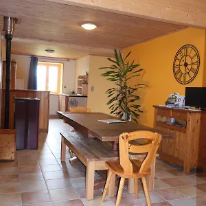Hébergement de vacances Le Corral, Cheminas